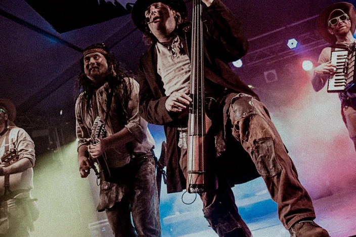 Cobblestones live auf der Bühne